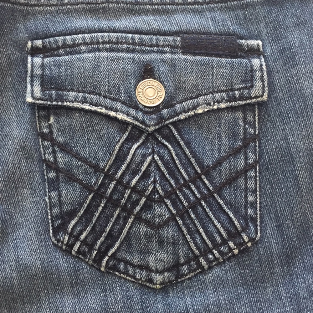 7 for all mankind. Size 28